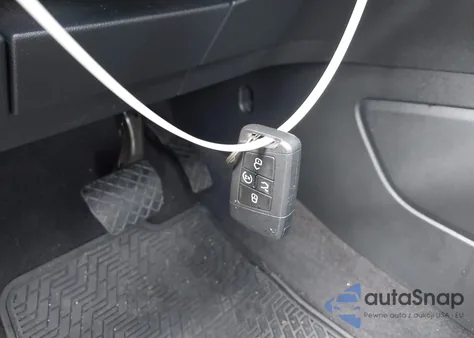 2018 Volkswagen Atlas 2.0T Se/2.0T Se W/Technology from USA, damaged, VIN 1V2DP2CA6JC600310